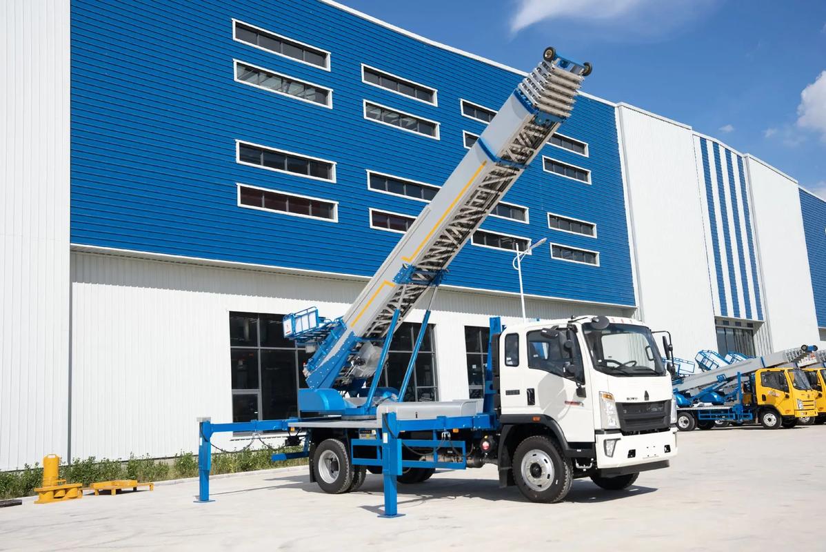 枣庄台儿庄小型云梯车上料车租赁多少钱