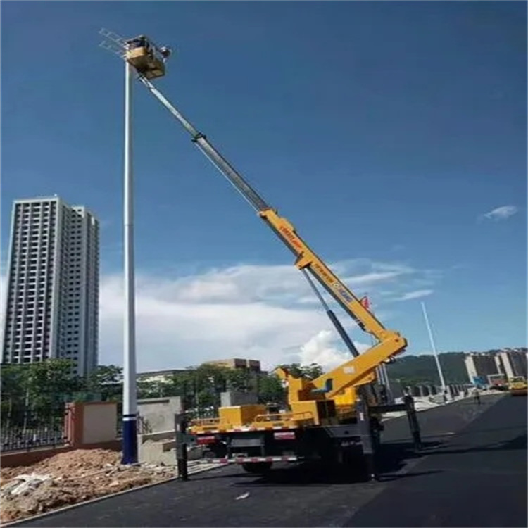 枣庄台儿庄维修路灯的曲臂升降车出租