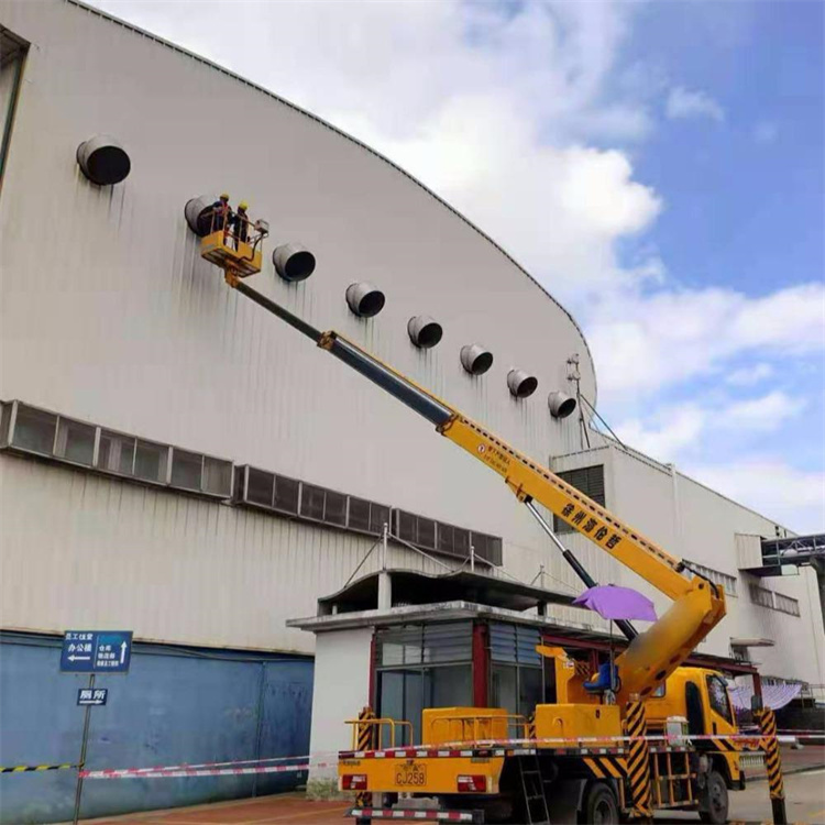 枣庄台儿庄高空作业车出租服务：专业广告牌安装解决方案